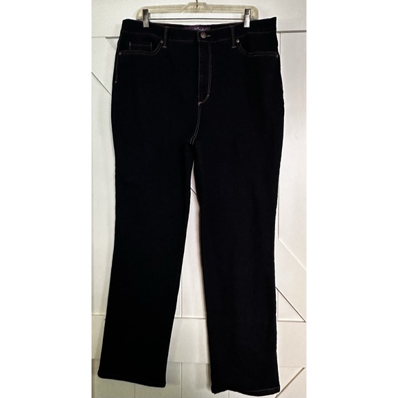 NWOT Gloria Vanderbilt Ladies' Amanda Boot Cut Stretch Denim Jean Dk Blue Sz 18 - Picture 1 of 5